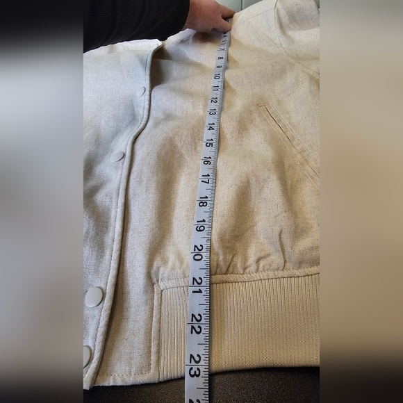 NWT H&M Linen Blend Bomber Jacket, Snap Front Light Beige  Women's Large - Picture 8 of 8